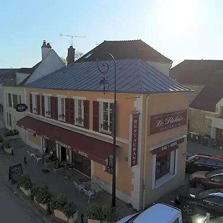 Le Relais Hotel