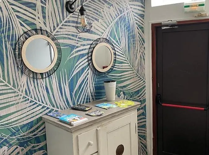 Отель Le Relais 3*
